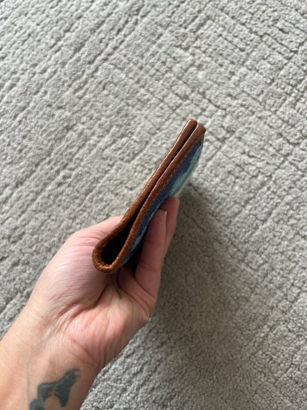Smathers & Branson Mod Mountain Passport Case - Picture 9 of 12